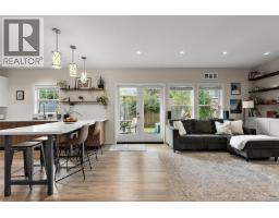 Living room - 1113 Lyall St, Esquimalt, BC V9A5G3 Photo 12