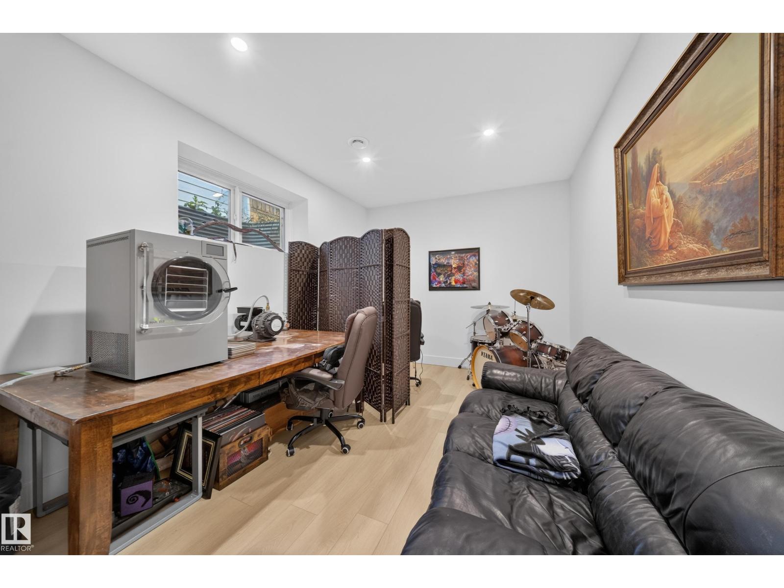17128 2 ST NW - 57