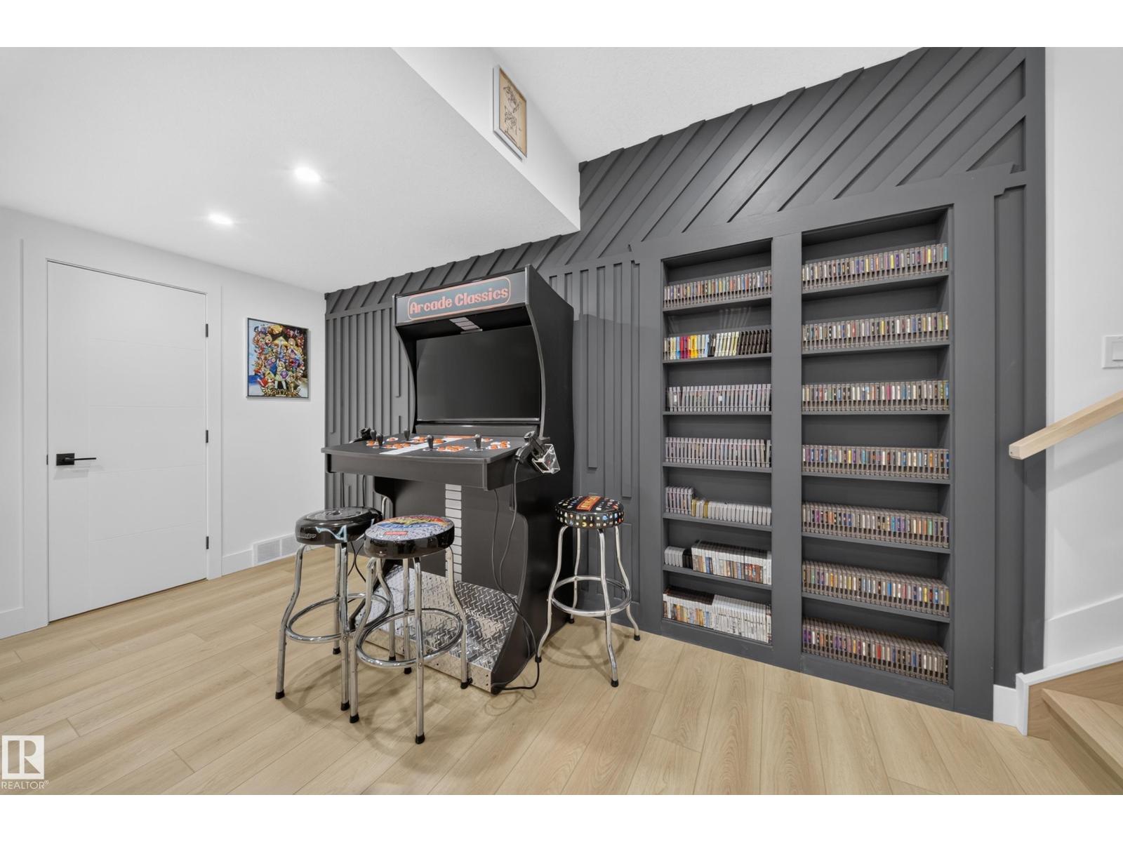 17128 2 ST NW - 53