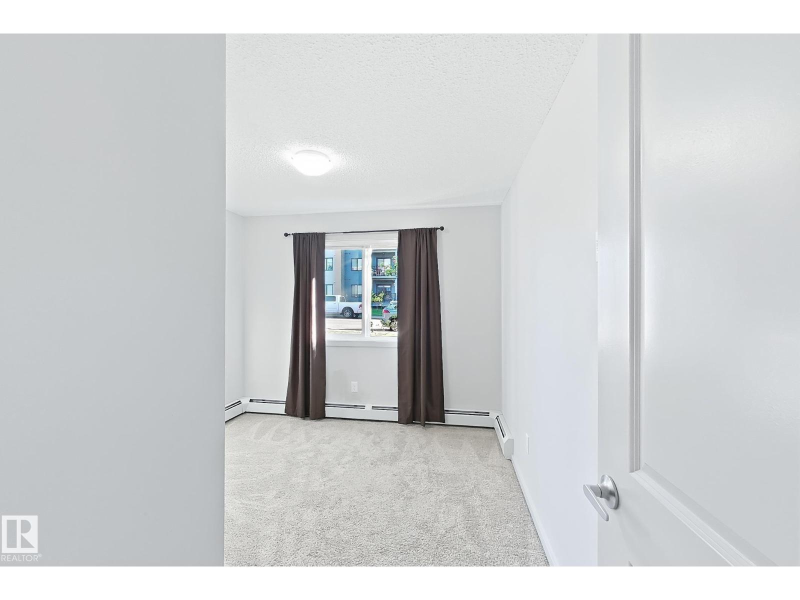 #112 5404 7 AV SW - 26