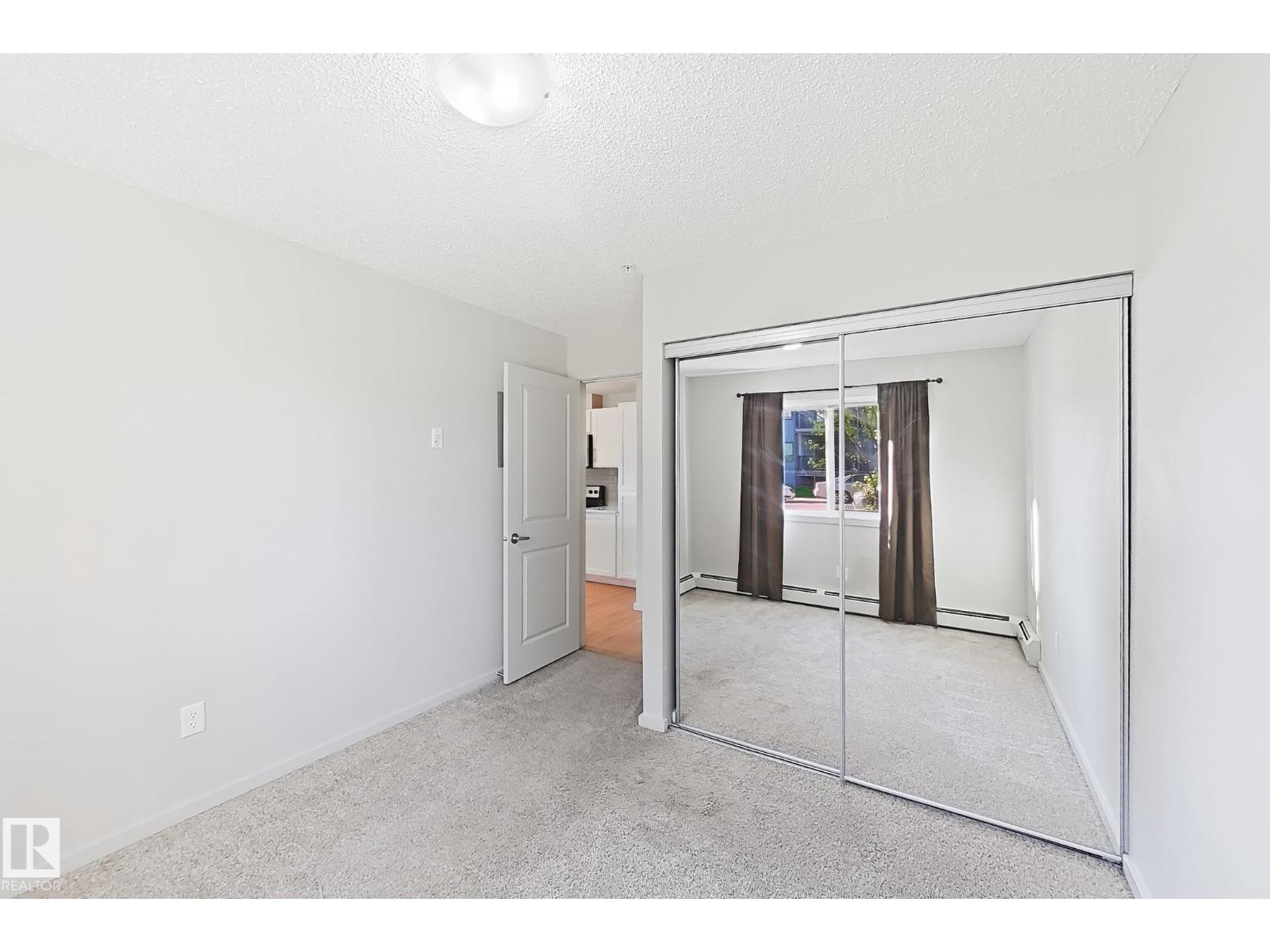 #112 5404 7 AV SW - 28