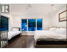 985 Eyremount Drive, West Vancouver, BC V7S2B4 Photo 18