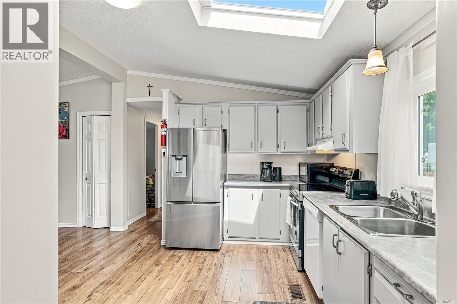 #64 5854 Turner Rd - 26