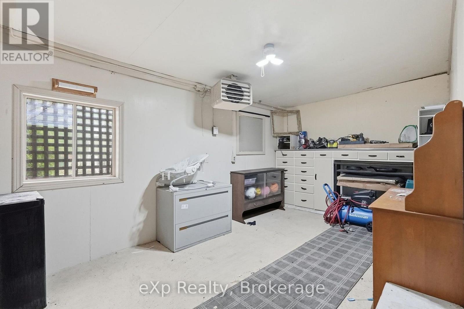 415 GIBSON STREET - 27