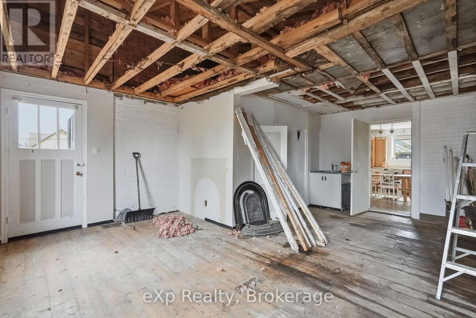 415 GIBSON STREET - 29