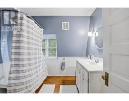 36 Herrick St, Sault Ste  Marie, ON P6A2T6 Photo 19