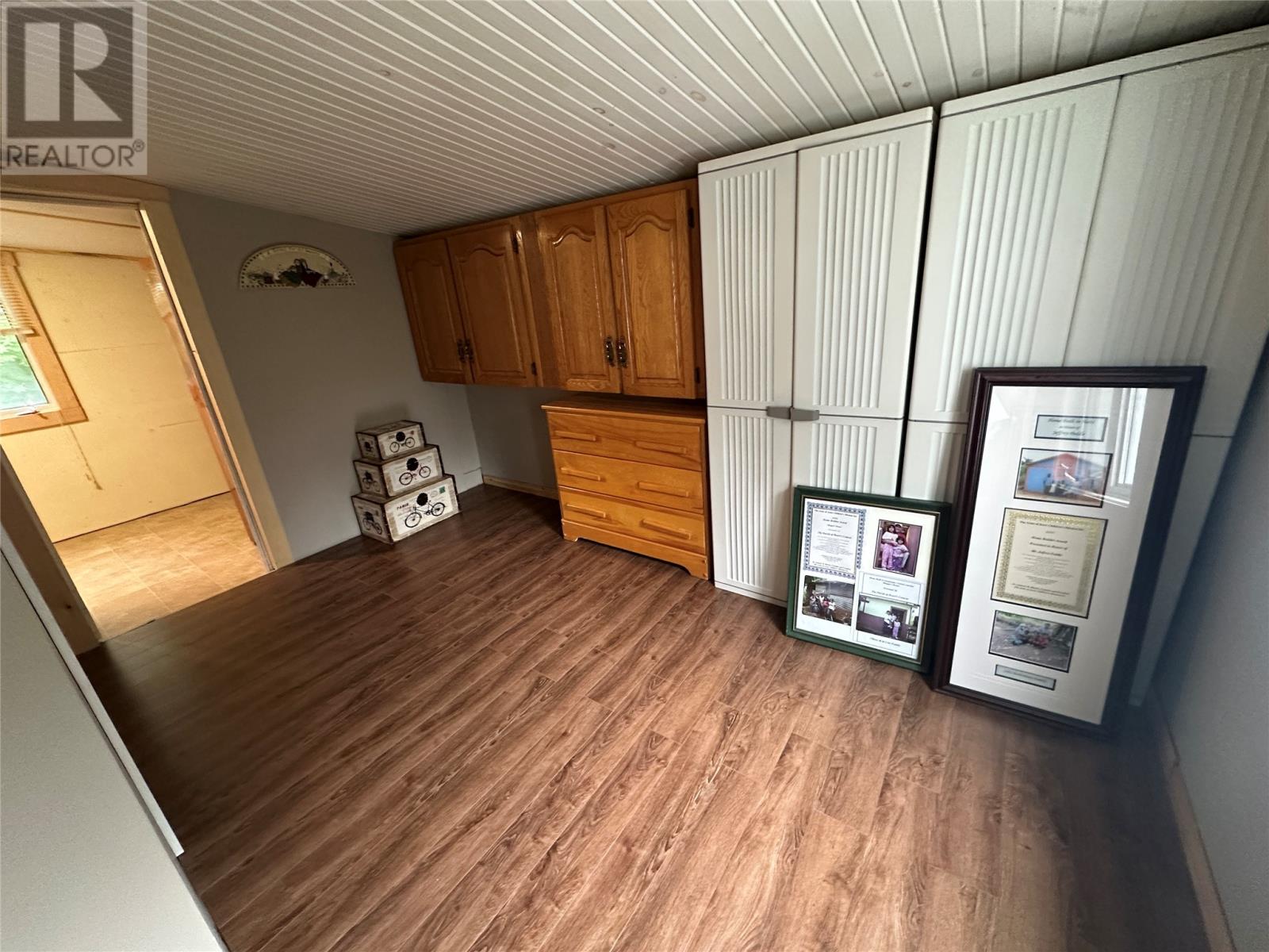 40 Cove Road - 13