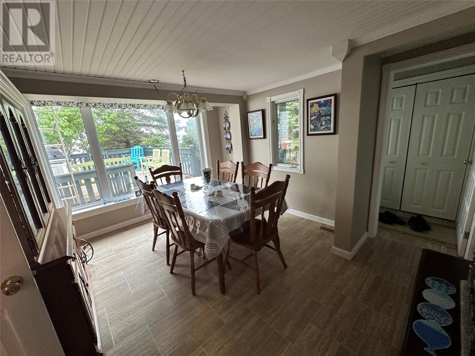 40 Cove Road - 25