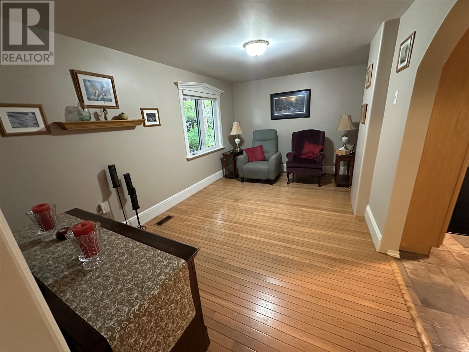 40 Cove Road - 37