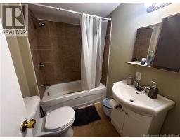 150-152 Dumaresq Street, Bathurst, NB E2A1H6 Photo 22