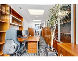 Second Level - 645 King Street W, Toronto, ON M5V1M5 Photo 13