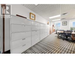 Second Level - 645 King Street W, Toronto, ON M5V1M5 Photo 15