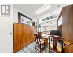 Second Level - 645 King Street W, Toronto, ON M5V1M5 Photo 12