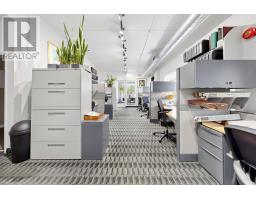 Second Level - 645 King Street W, Toronto, ON M5V1M5 Photo 16