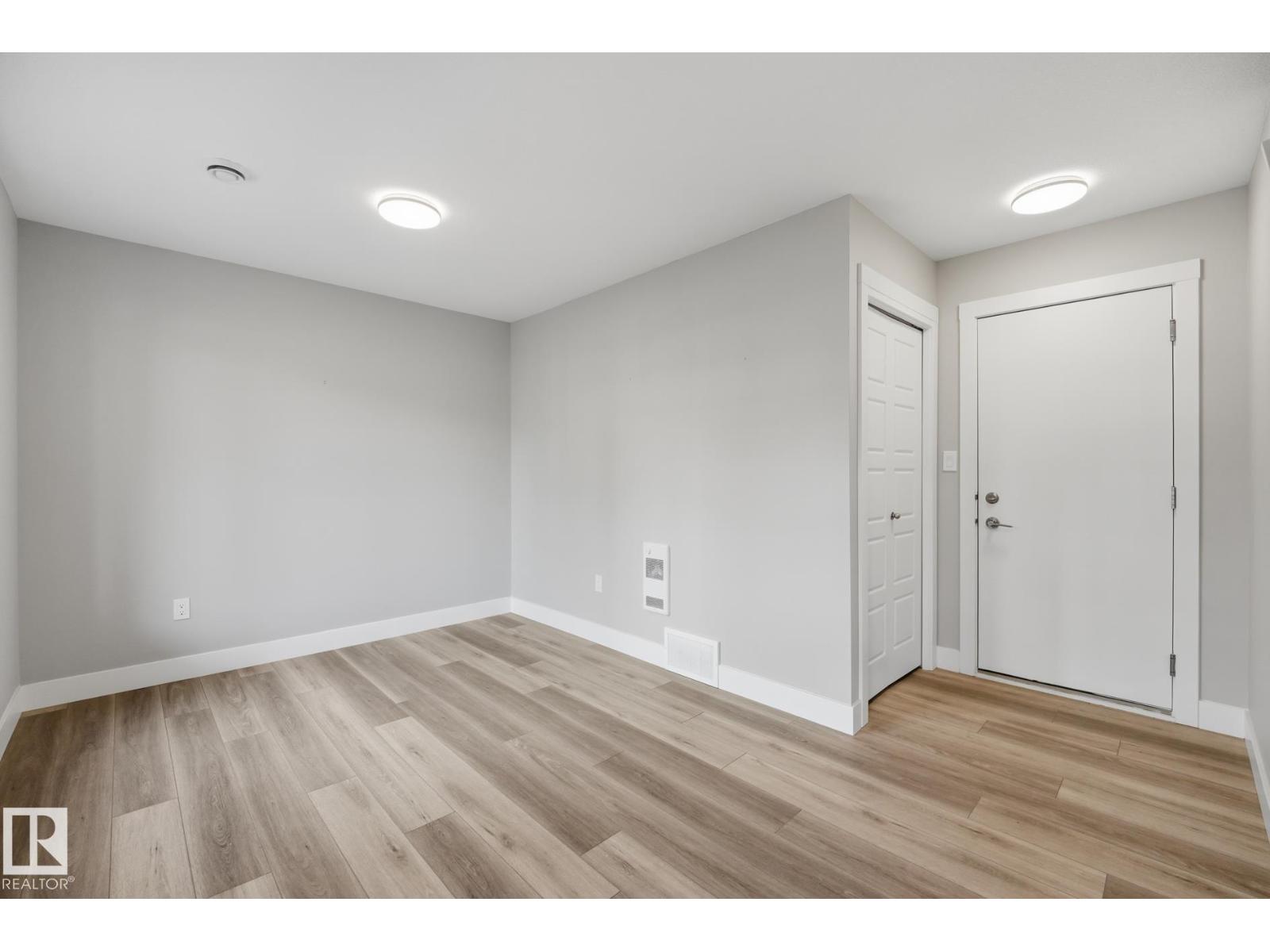 #59 6905 25 AV SW - 11