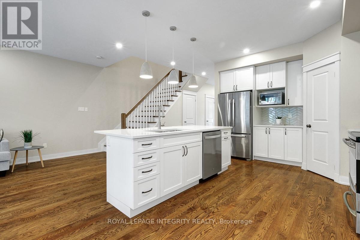 850 TAVISTOCK ROAD - 11