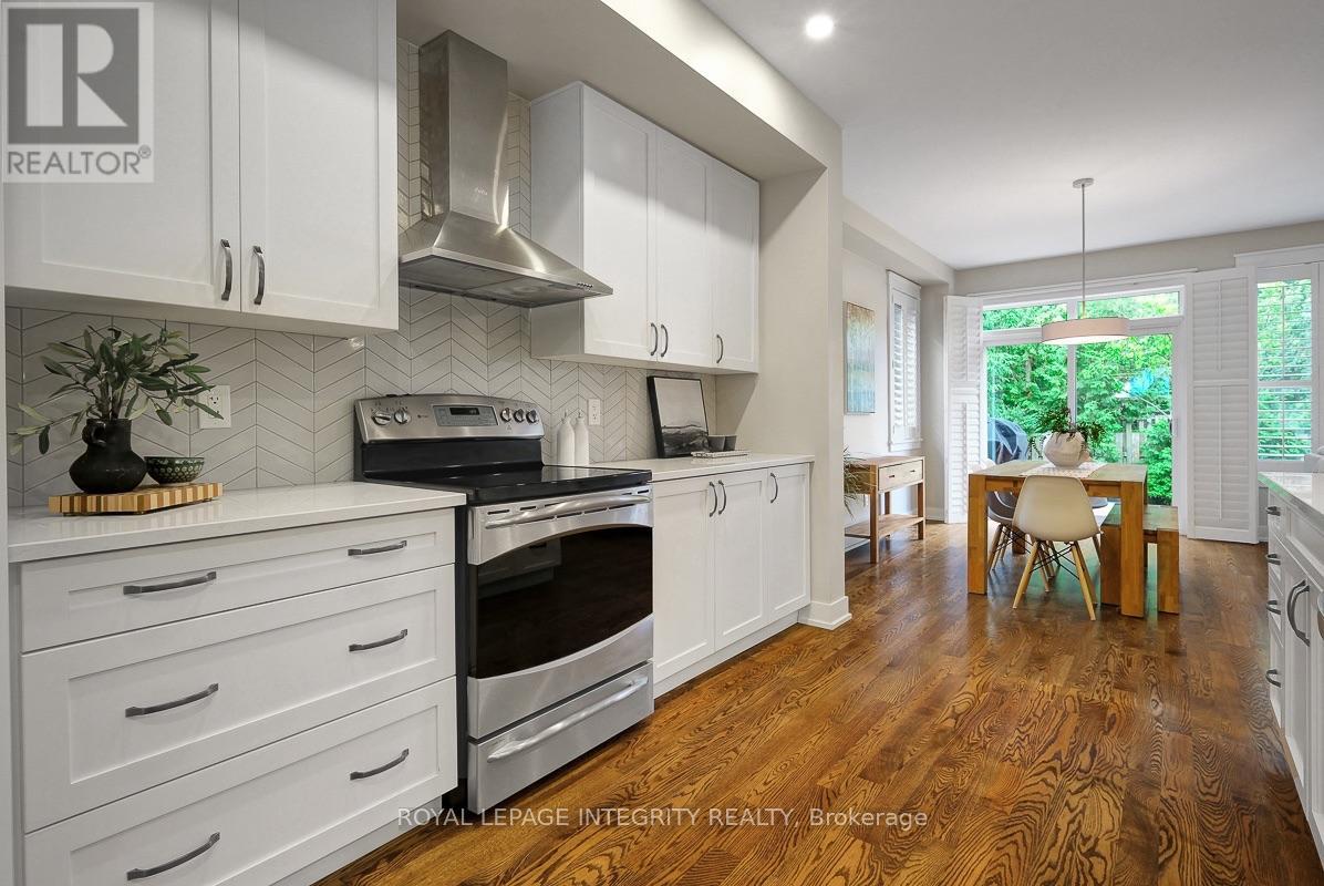 850 TAVISTOCK ROAD - 13