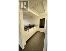 409 - 35 Holland Avenue, Ottawa, ON K1Y4S2 Photo 8