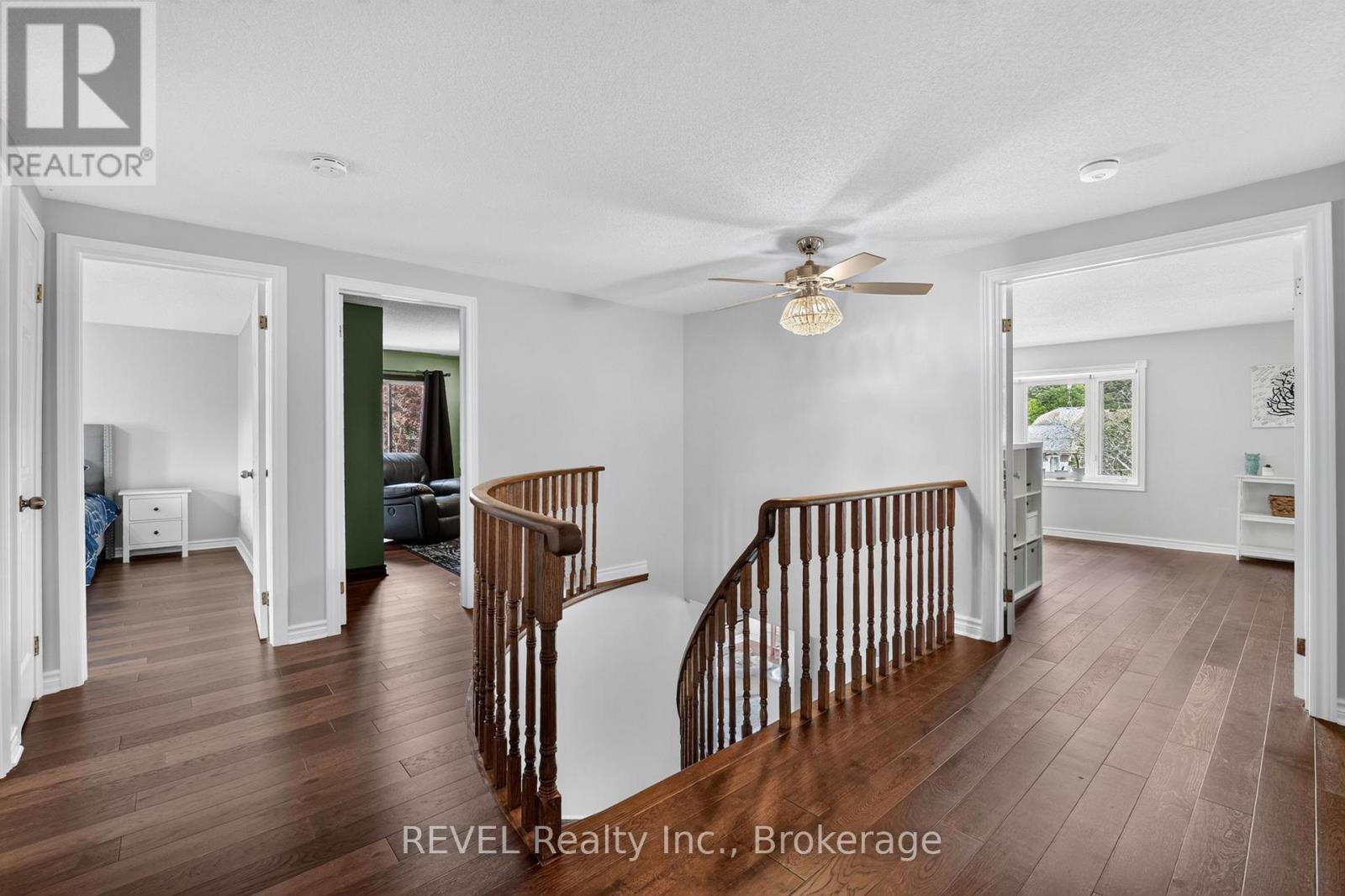 10 MEADOWBROOK LANE - Image 20