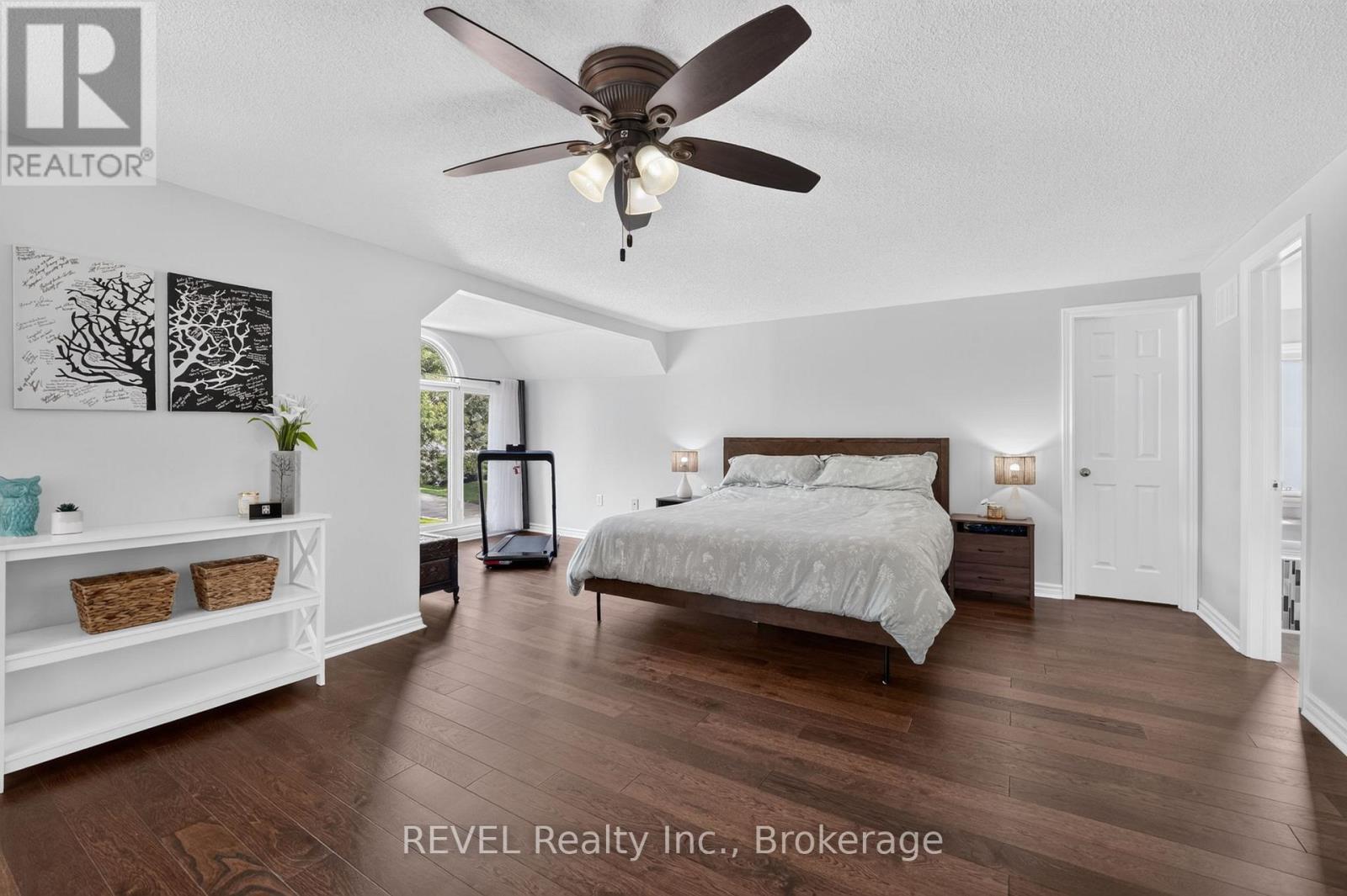 10 MEADOWBROOK LANE - Image 21
