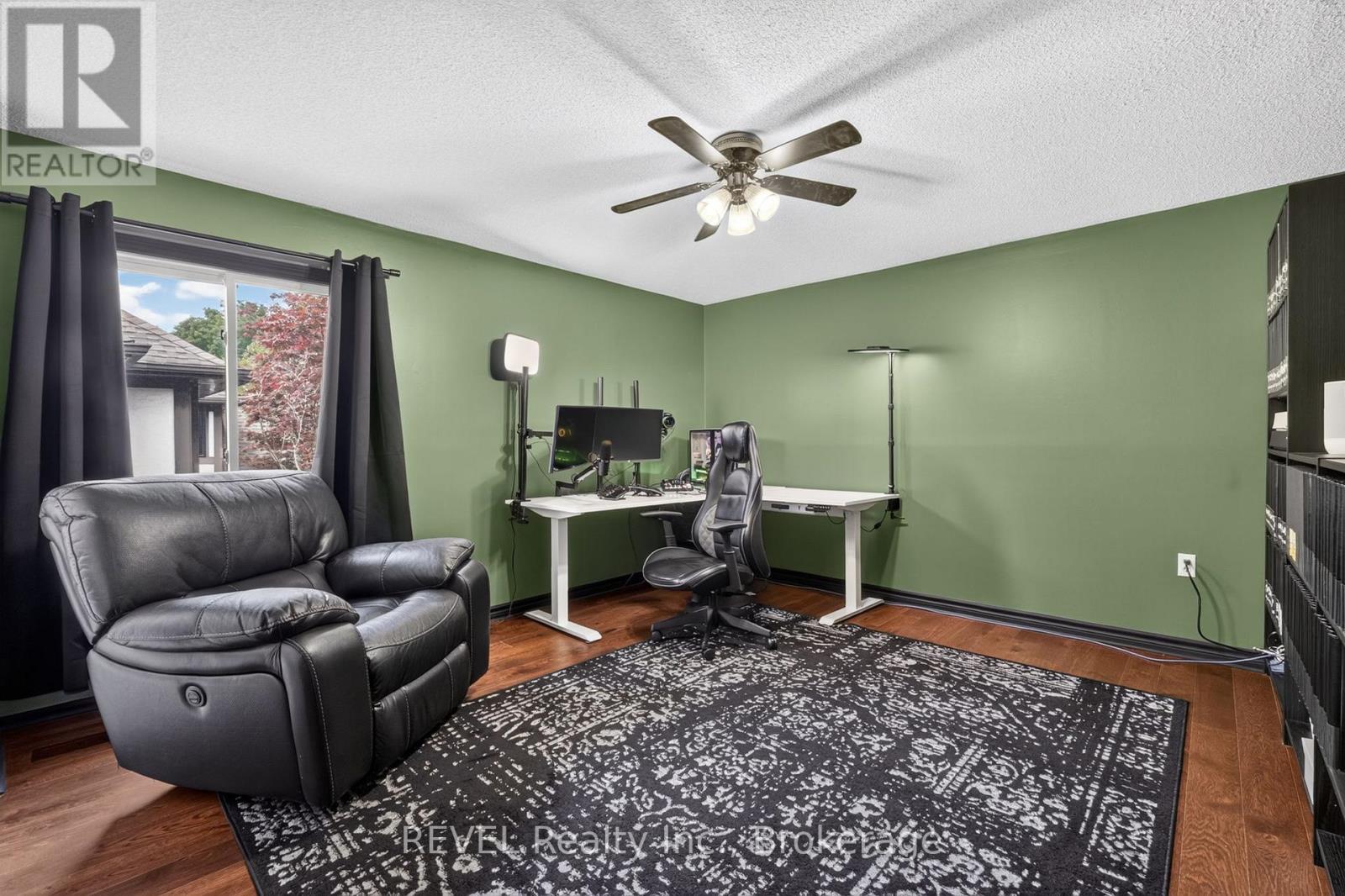 10 MEADOWBROOK LANE - Image 29