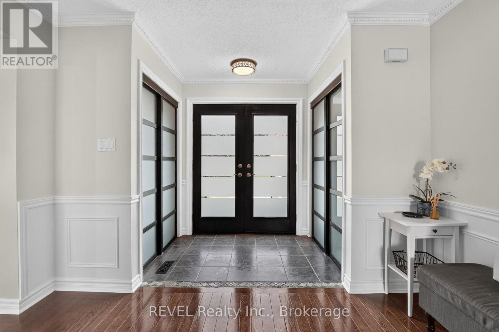 10 MEADOWBROOK LANE - 4