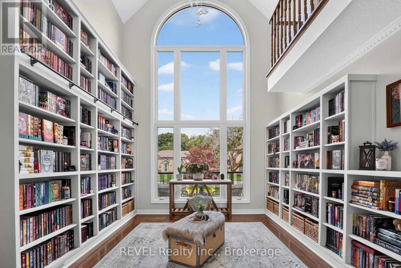 10 MEADOWBROOK LANE - 6