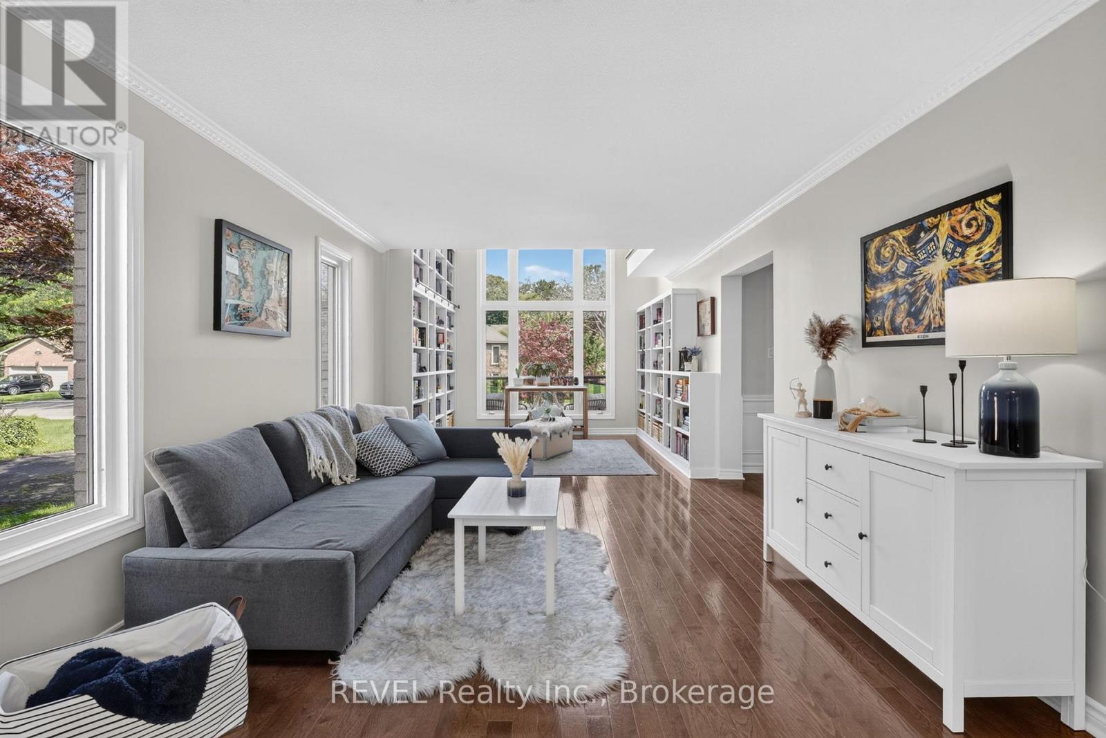10 MEADOWBROOK LANE - 8