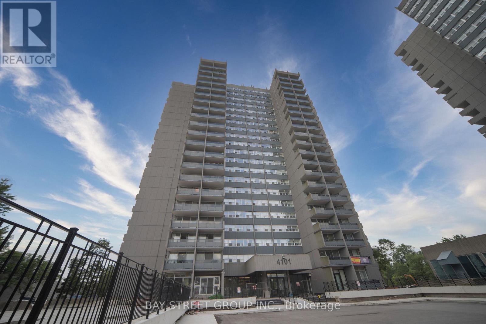 #1401 4101 SHEPPARD AVENUE E - 32