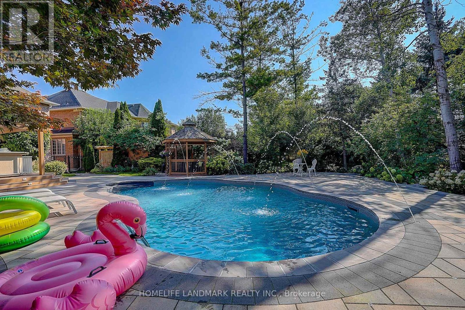 1061 NELLIE LITTLE CRESCENT - 34
