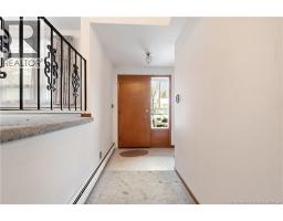 69 Chandler Crescent, photo 4