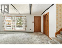 69 Chandler Crescent, photo 13