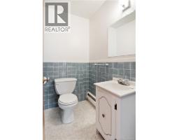 69 Chandler Crescent, photo 16