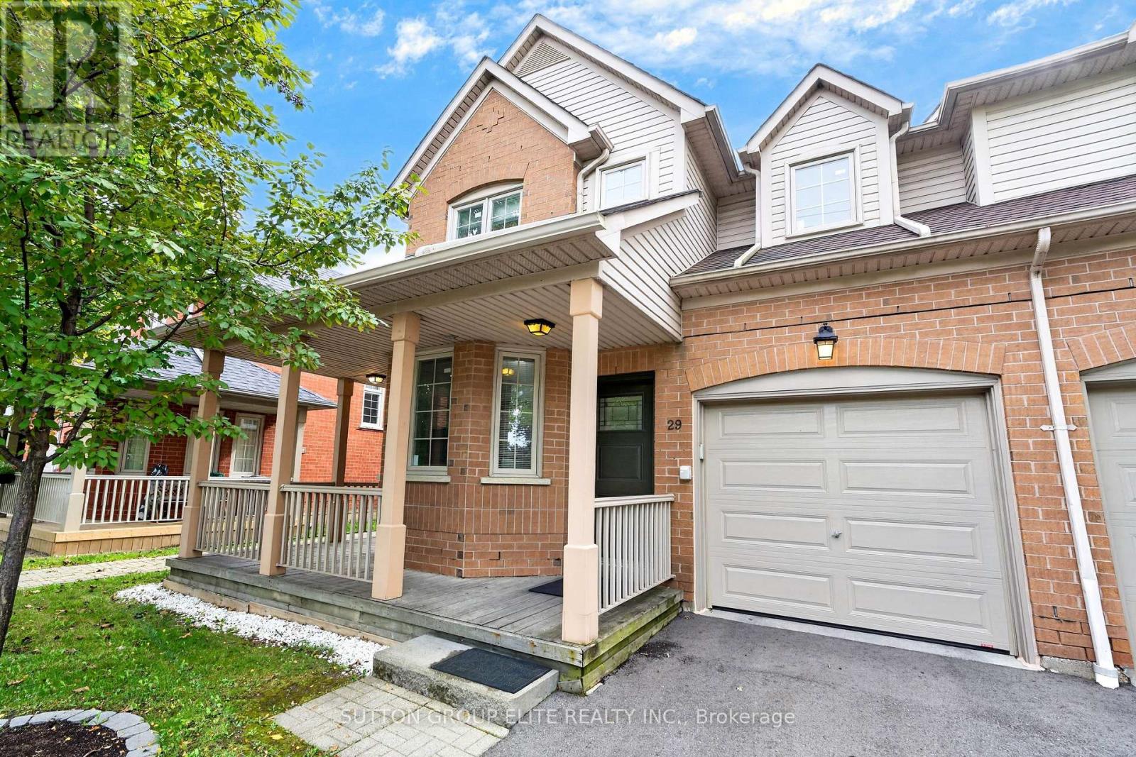 Photo of 5223 Fairford Crescent