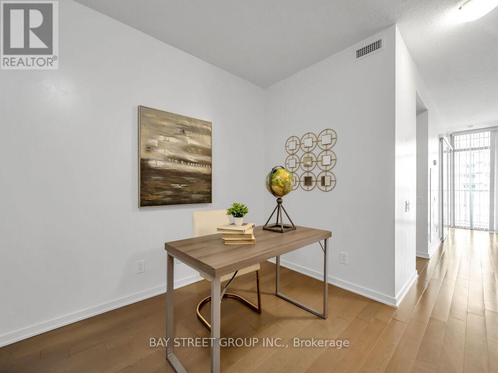 #1501 105 THE QUEENSWAY AVENUE - 10
