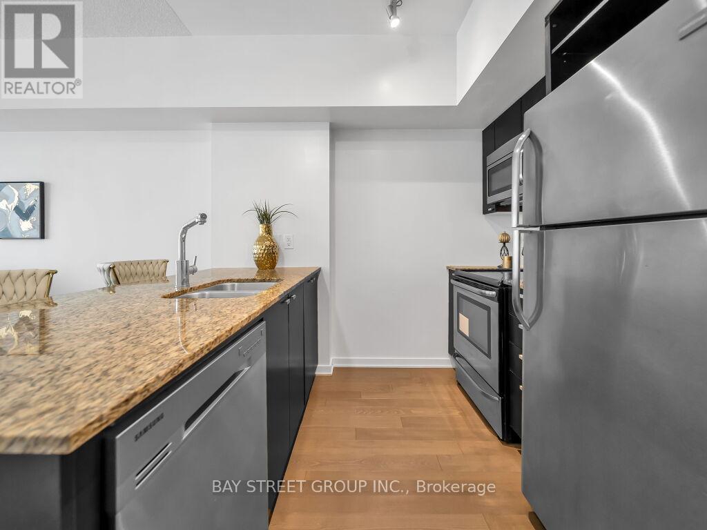 #1501 105 THE QUEENSWAY AVENUE - 16