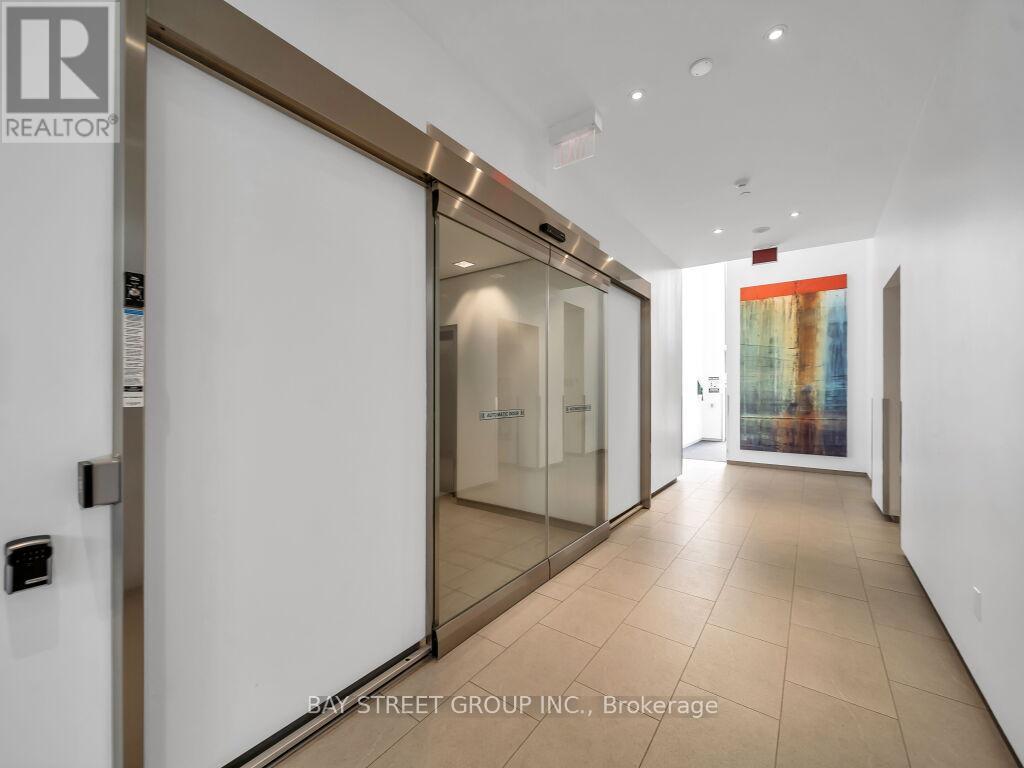 #1501 105 THE QUEENSWAY AVENUE - 5