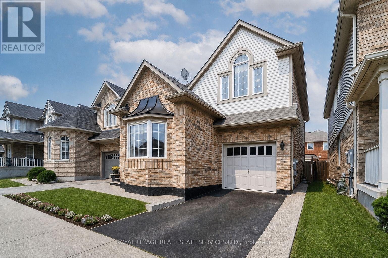 243 MCDOUGALL CROSS, Milton (HA Harrison) — photo 2