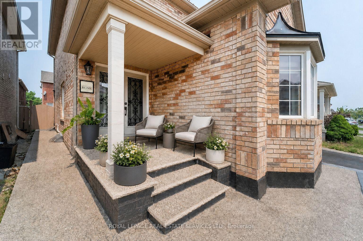 243 MCDOUGALL CROSS, Milton (HA Harrison) — photo 3