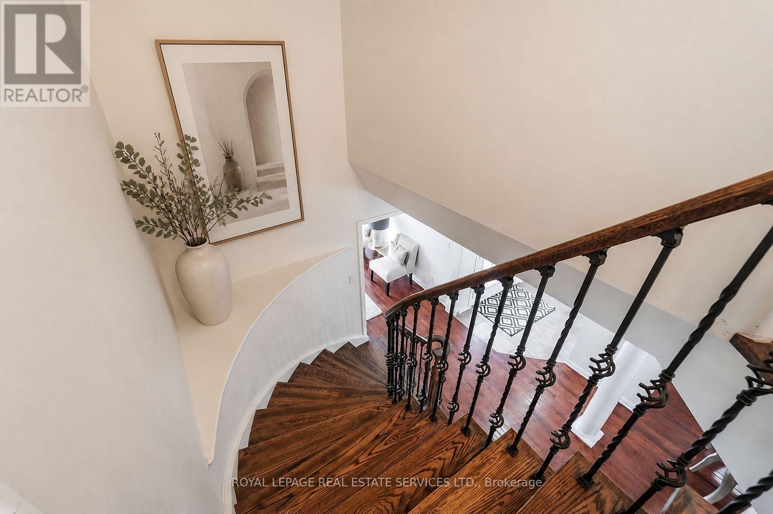 243 MCDOUGALL CROSS, Milton (HA Harrison) — photo 8