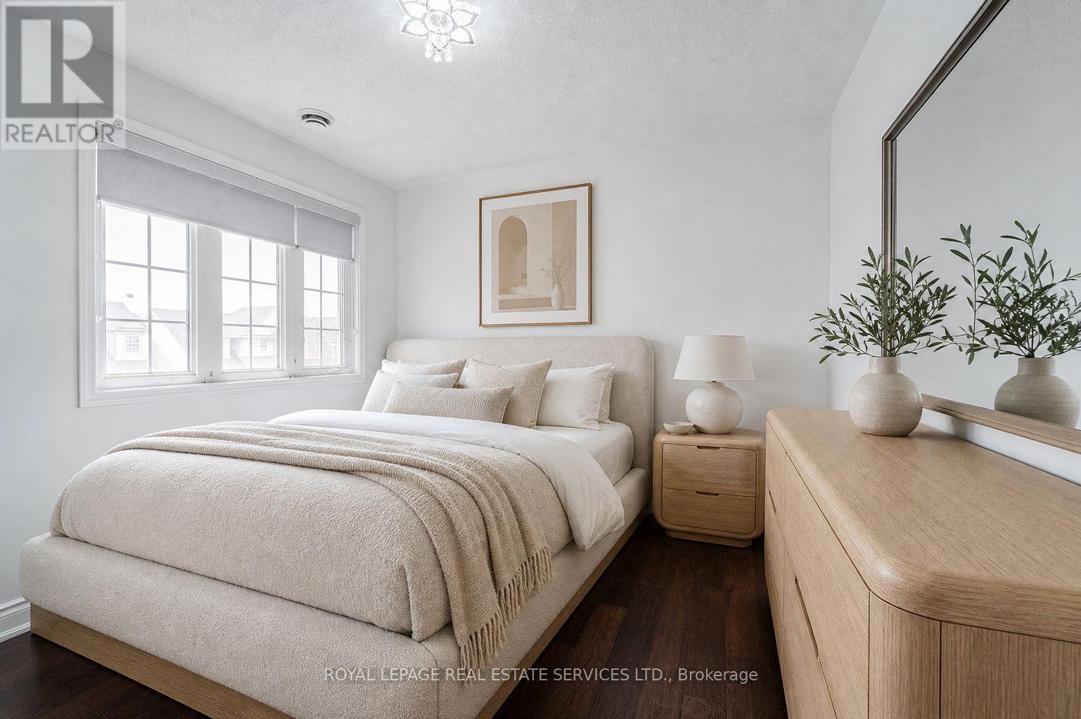 243 MCDOUGALL CROSS, Milton (HA Harrison) — photo 9