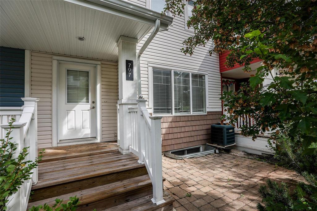 25 Tim Sale Drive, Winnipeg, Manitoba, R3Y0P7, Winnipeg, Manitoba — photo 3 of 5