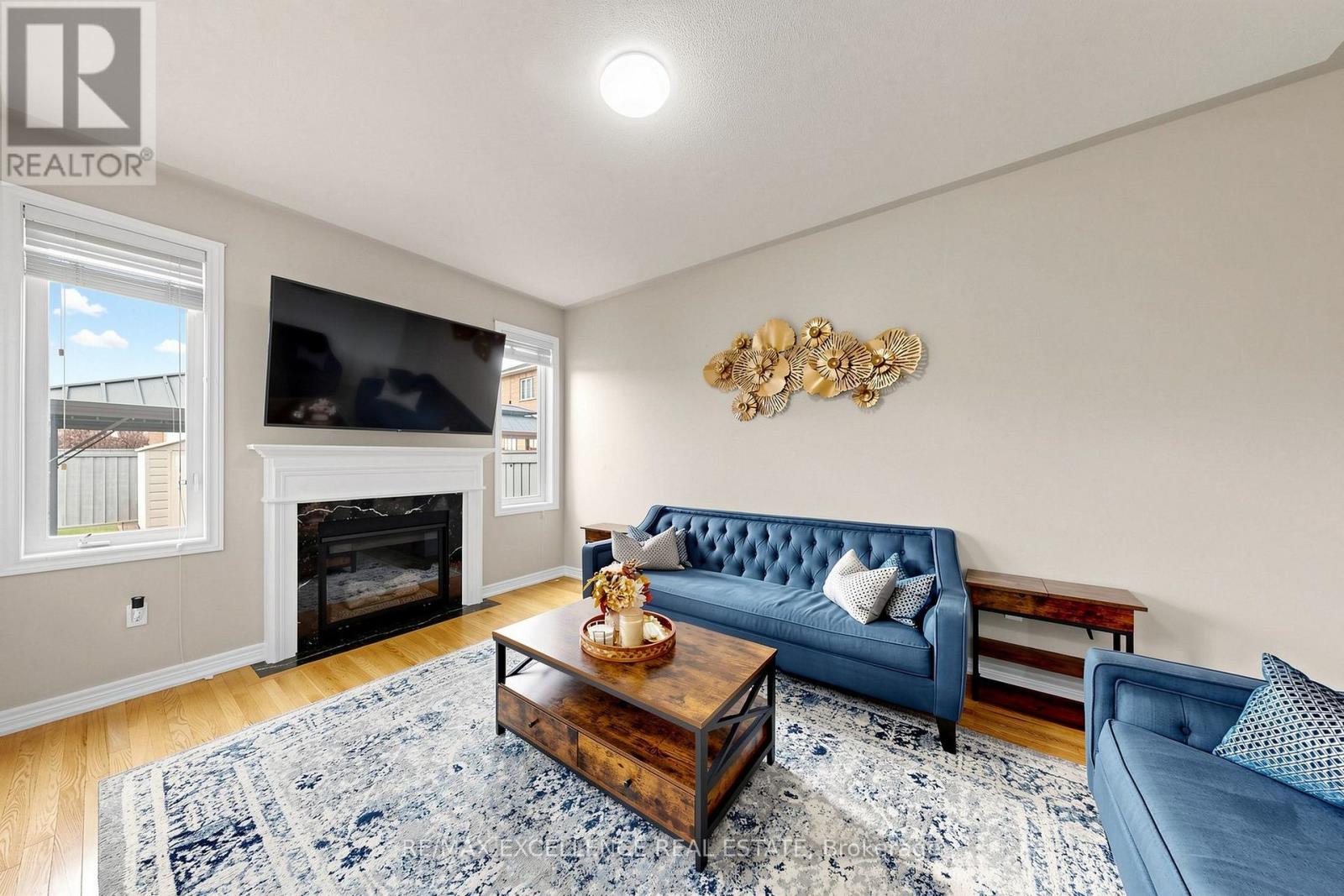 8 Lynngrove Way, Brampton (Bram East), Ontario, L6P2N7, Brampton (Bram East), Ontario — photo 5 of 5