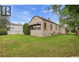 201 P Avenue N, Saskatoon, SK S7L2V6 Photo 39