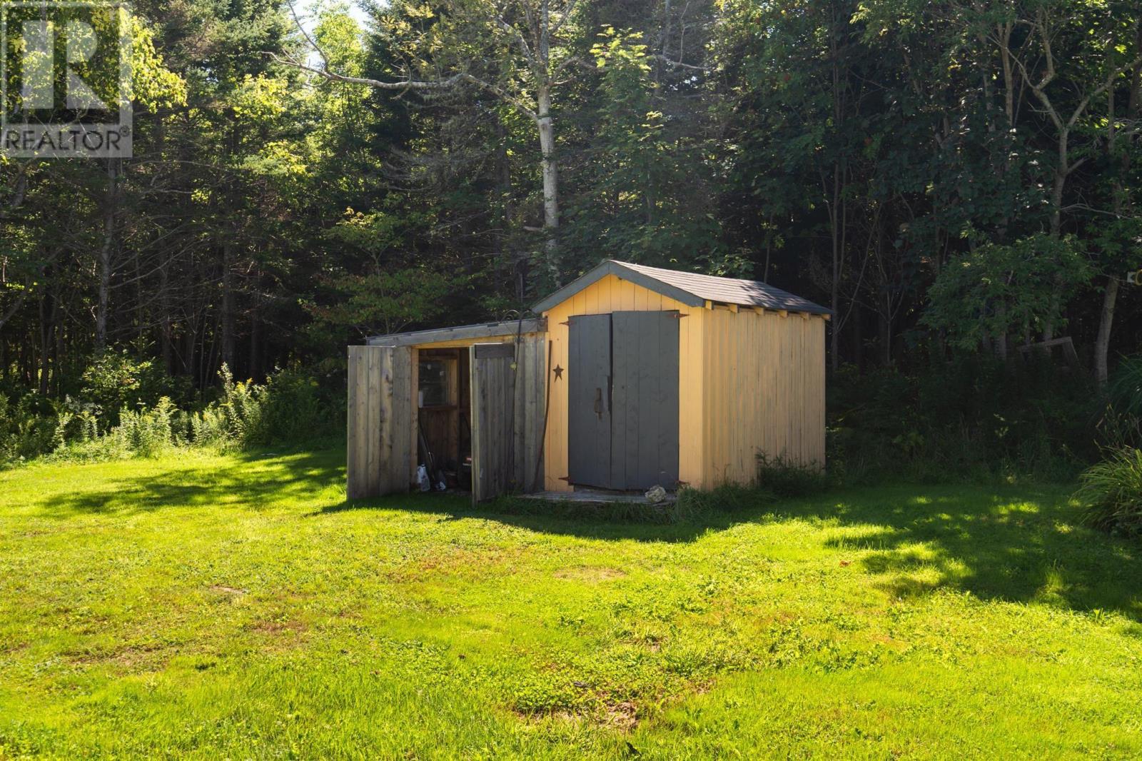 9347 Highway 3 - 30