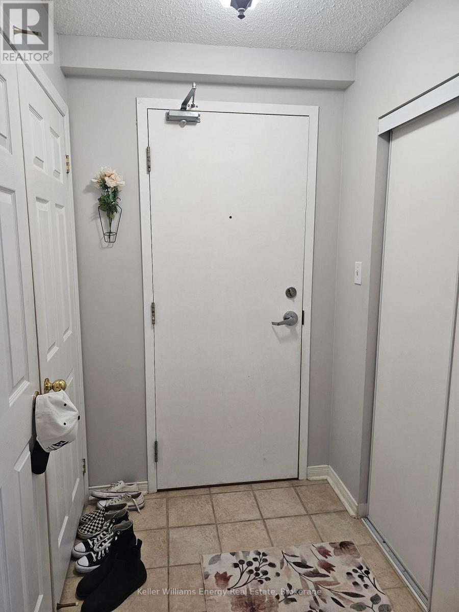 306 - 106 ASPEN SPRINGS DRIVE, Clarington (Bowmanville) — photo 2