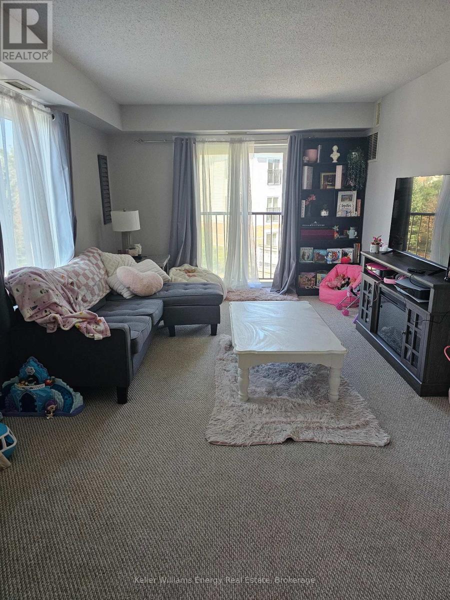 306 - 106 ASPEN SPRINGS DRIVE, Clarington (Bowmanville) — photo 3