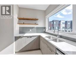 903, 218 Sherwood Square NW - photo 11