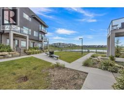 903, 218 Sherwood Square NW - photo 32