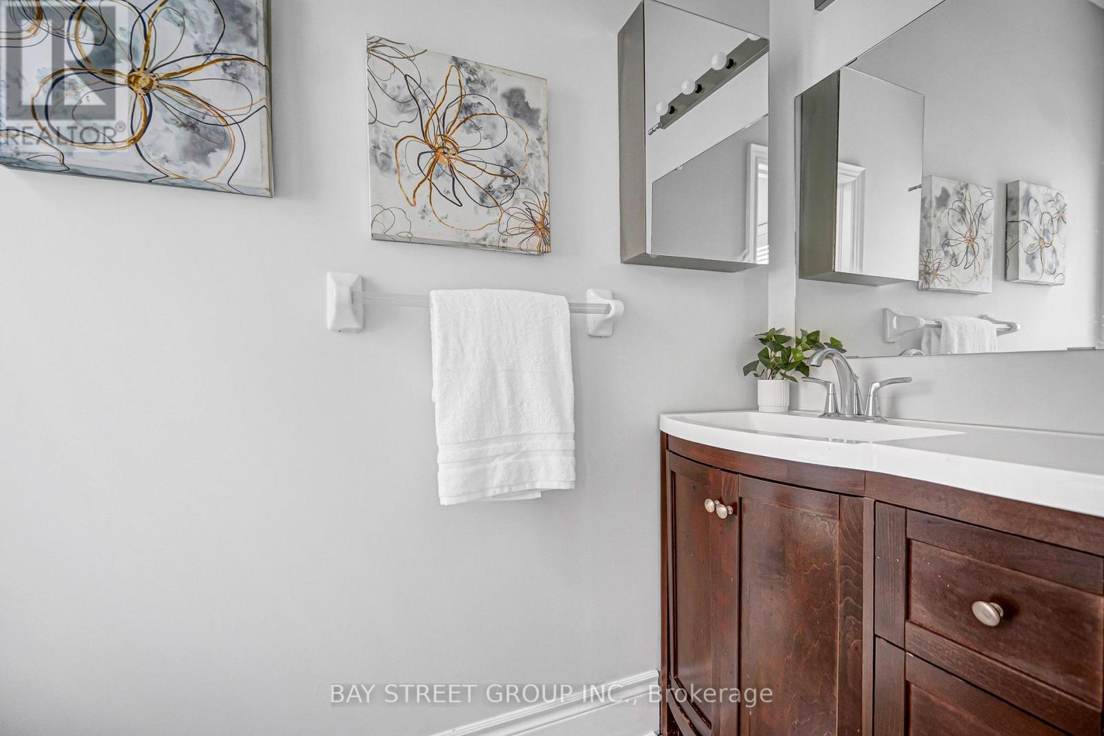 45 OLD ORCHARD CRESCENT - 11